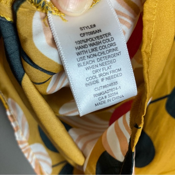 Eva Franco for Anthropologie blouse mustard yellow with big flowers size o - Picture 11 of 12